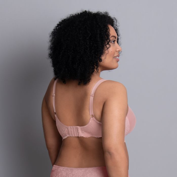 ANITA MISS LOVELY