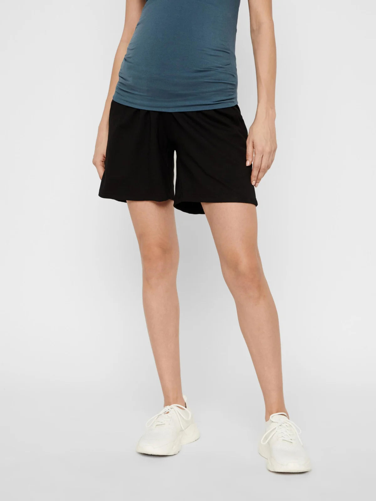 MAMA LICIOUS LIF JERSEY SHORT ZWART