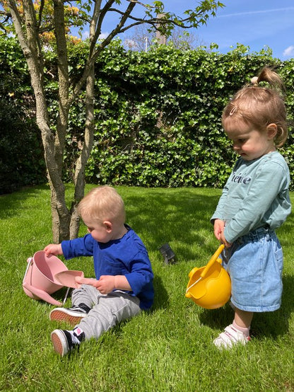 //SCRUNCH GIETER GEEL