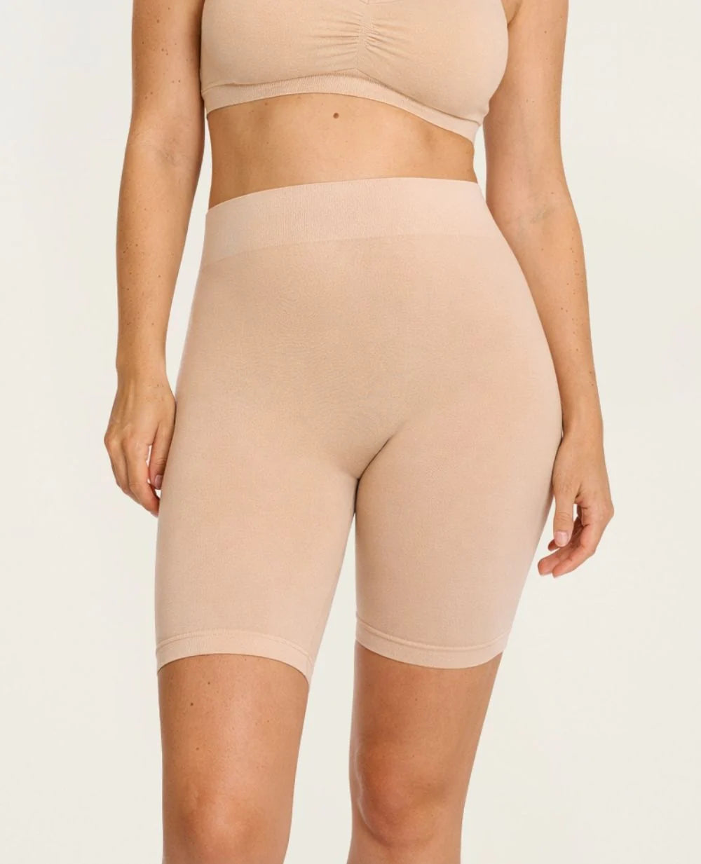 CACHE COEUR LANGE SHORT SEAMLESS ESSENTIEL