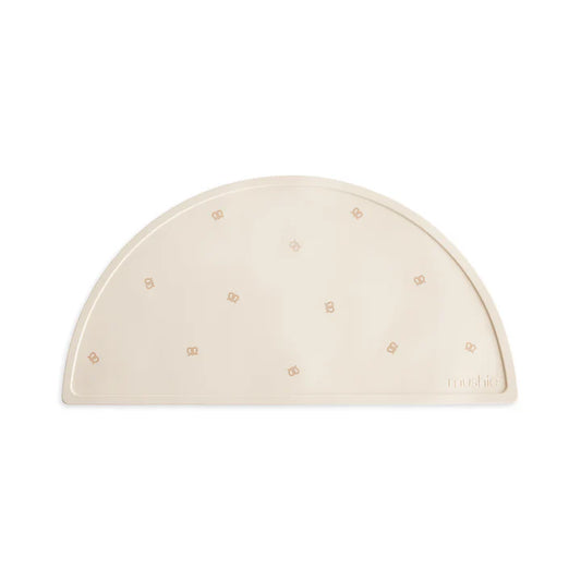 -MUSHIE PLACEMAT PRETZEL