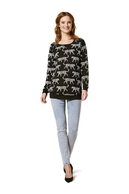 SUPERMOM SWEATER IS GRAPHIC TIGER