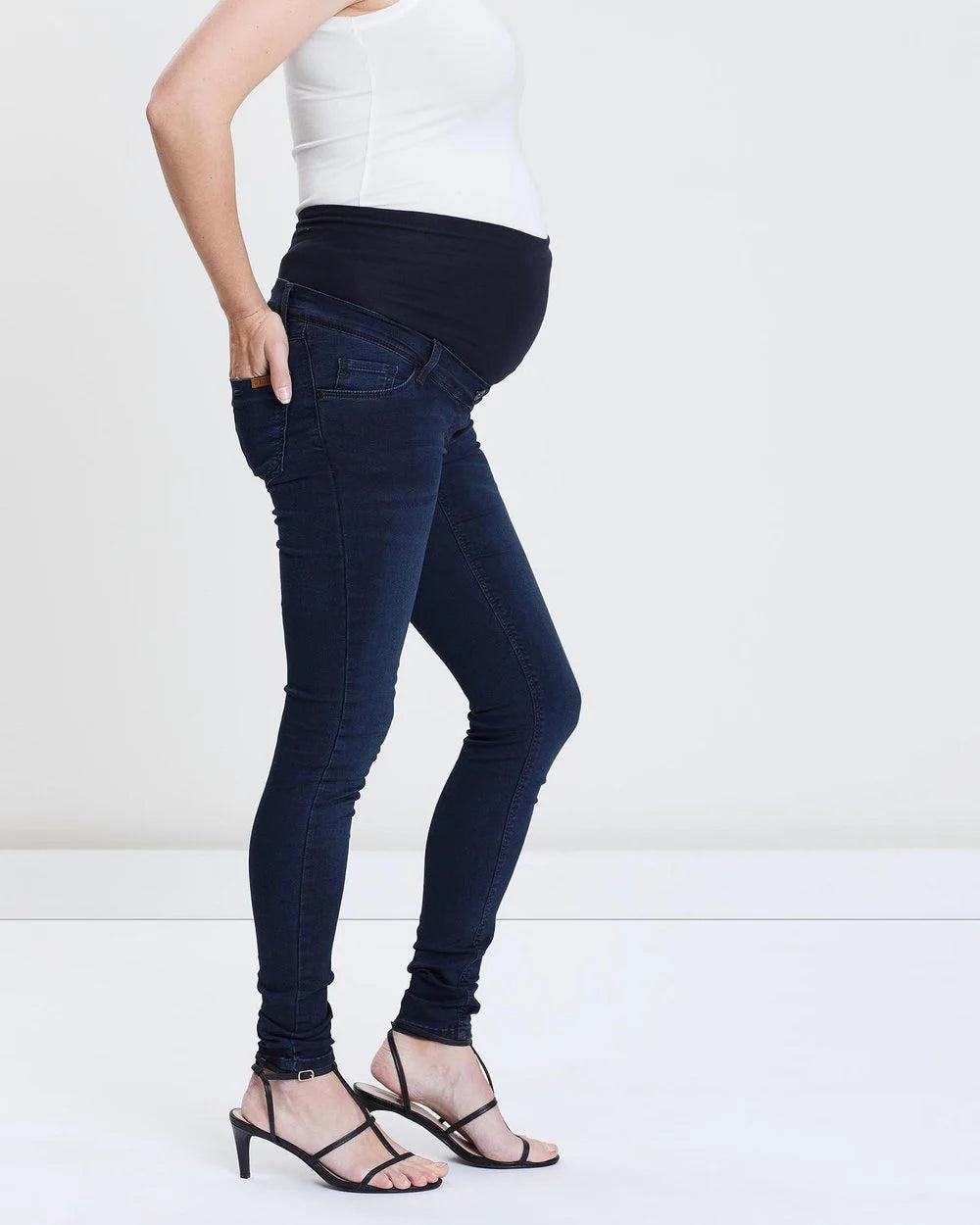 LOVE2WAIT SOPHIA JEANS DARK WASH