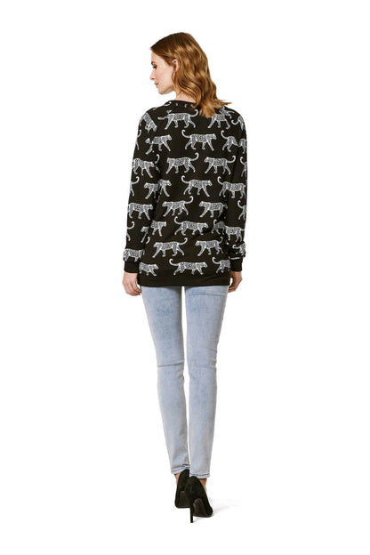 SUPERMOM SWEATER IS GRAPHIC TIGER